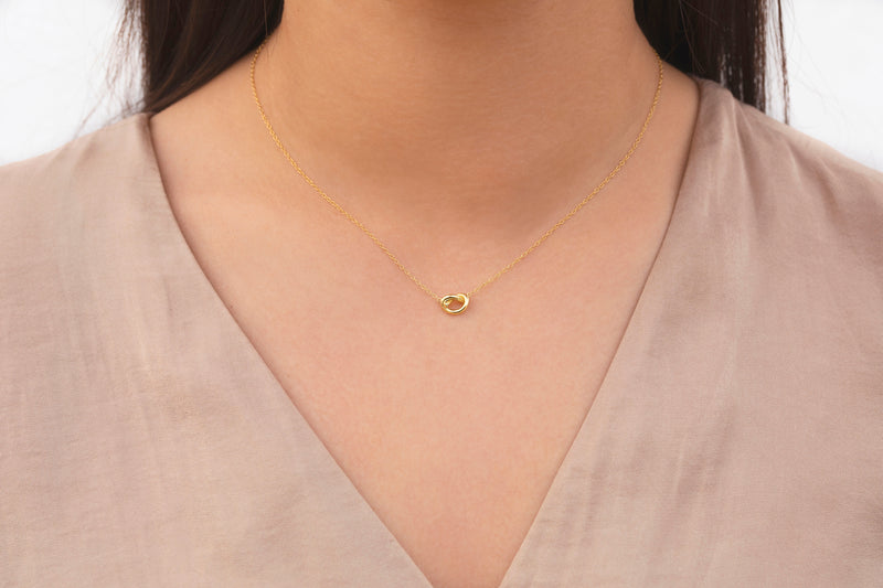 Dainty & Minimalist Heart Love Knot Pendant Chain Necklace