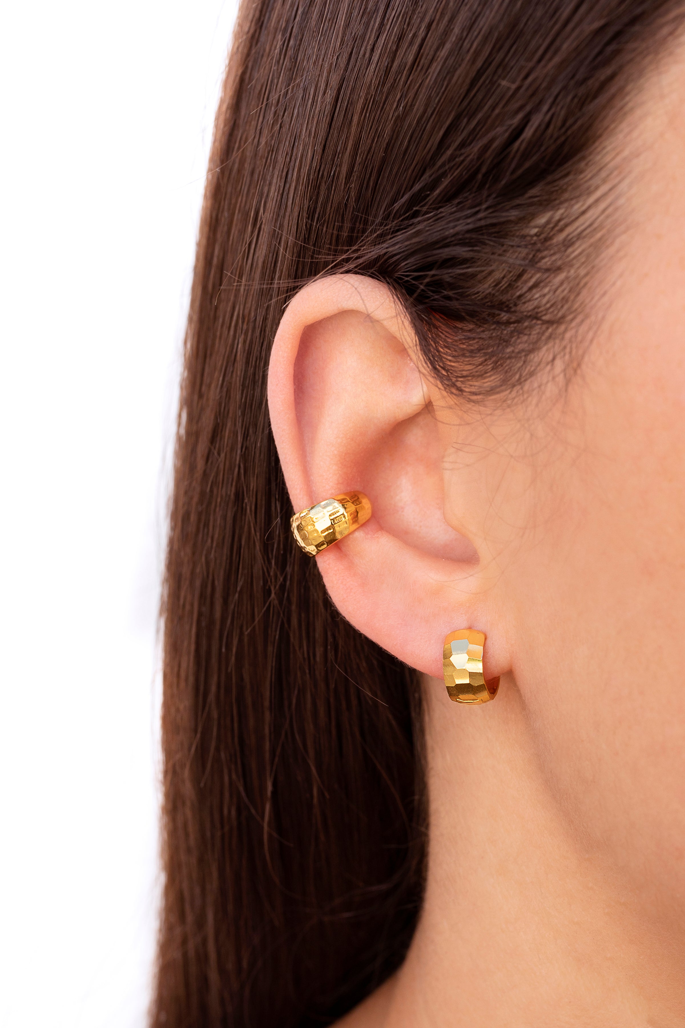 Boucles d'oreilles manchette en forme de conque, massives, facettées et martelées