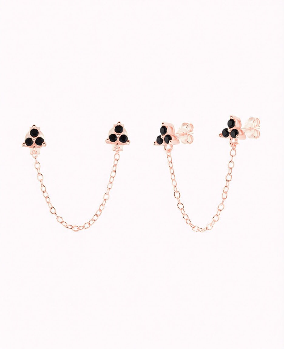 Doppelte blütenförmige Zirkonia-Piercing-Ohrstecker mit hängender Kette – erhältlich in Schwarz und Weiß