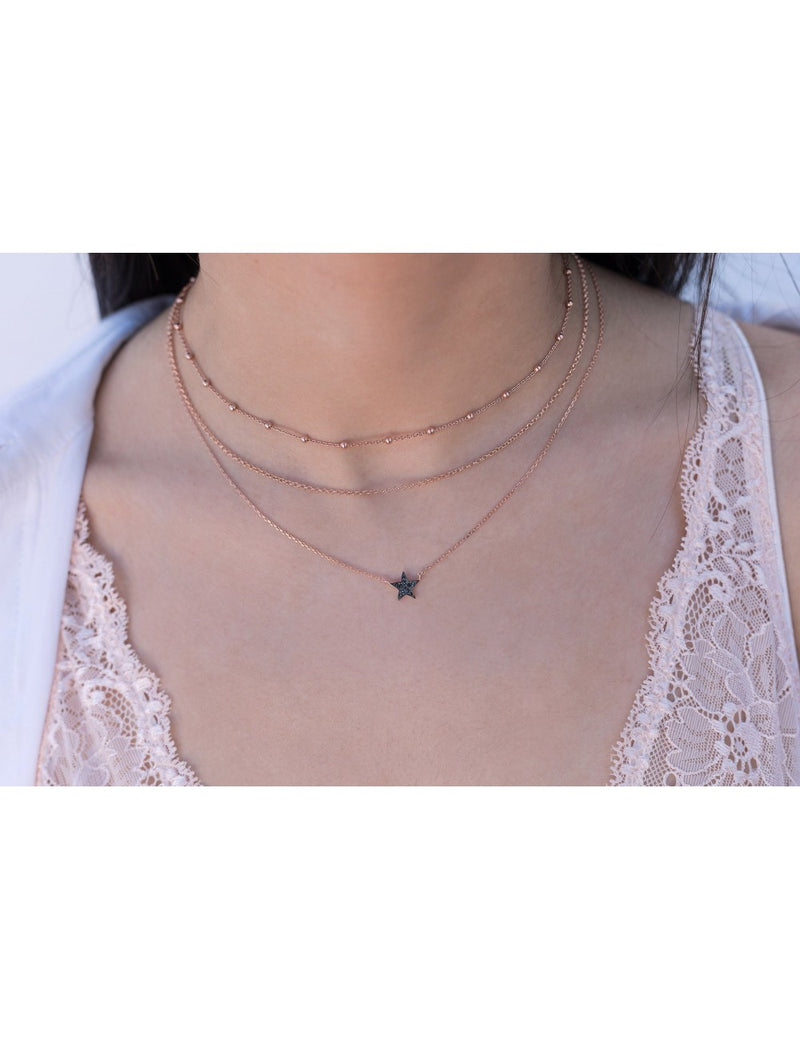 Collar gargantilla de cadena con charms de bolas