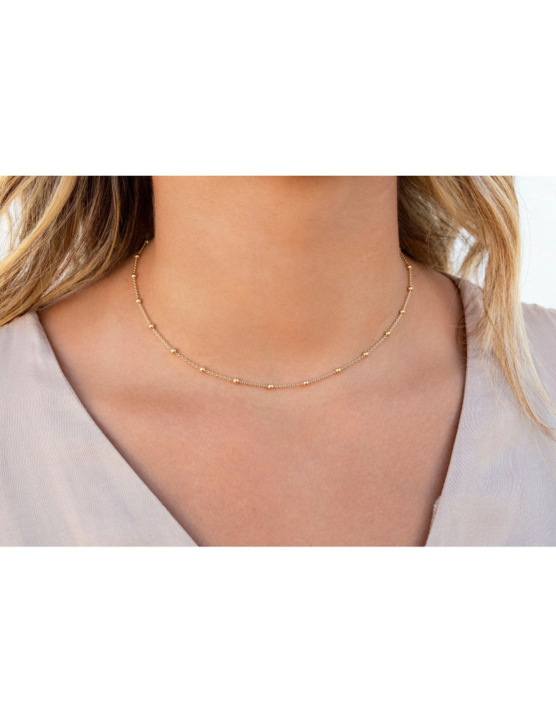 Collar gargantilla de cadena con charms de bolas