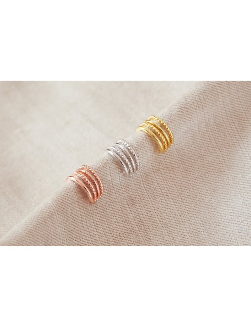 Pendientes conch ear cuff de 4 bandas de bolitas y plata lisa