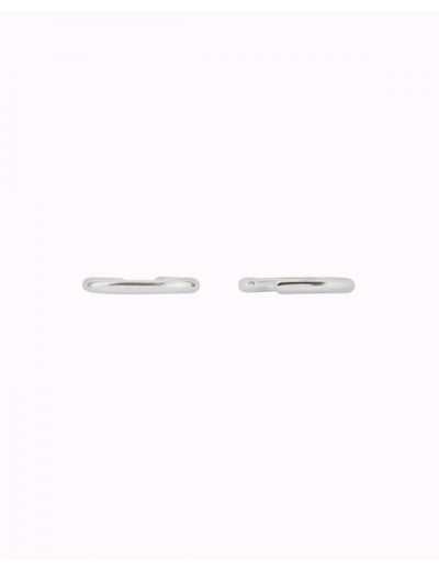 Pendientes conch ear cuff de una banda de plata lisa
