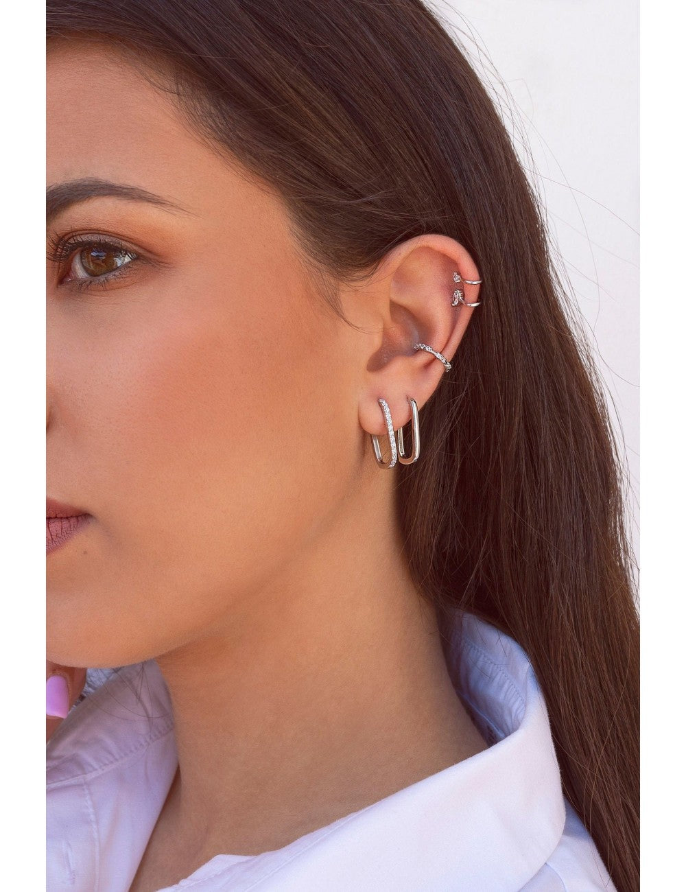 Boucles d'oreilles manchettes d'oreille conque avec zircons sertis à 4 griffes