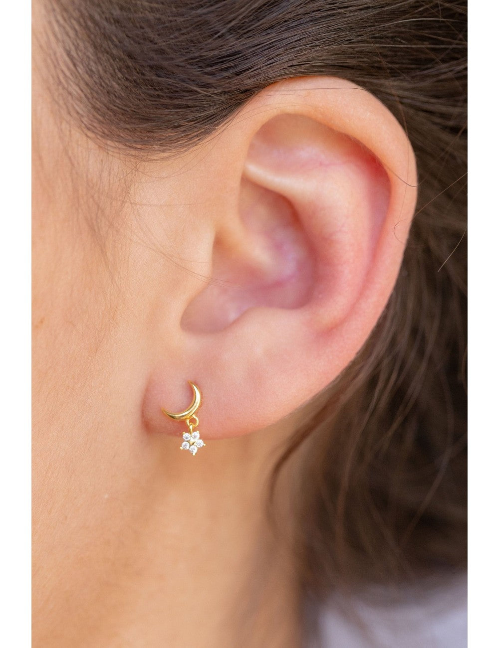 Halbmond-Ohrstecker mit Sternanhänger mit Zirkonia