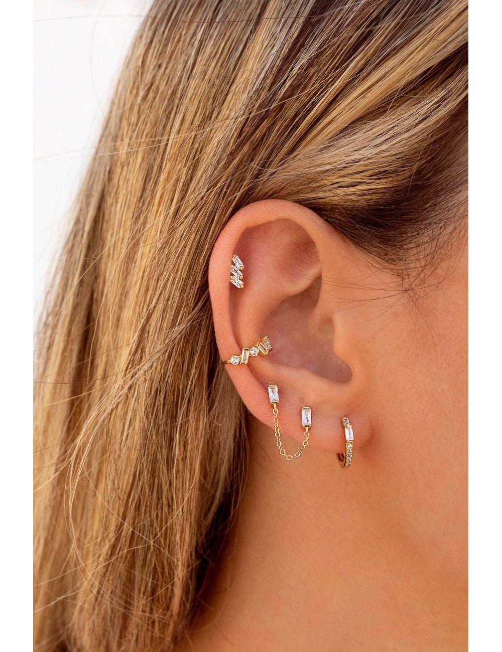 Boucles d'oreilles piercing double avec zircone taille baguette et chaîne