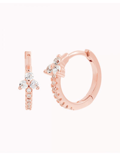 Blumenförmige Creolen mit Pavé-gefasstem Zirkonia