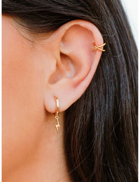 Boucles d'oreilles créoles Huggie avec pendentif éclair