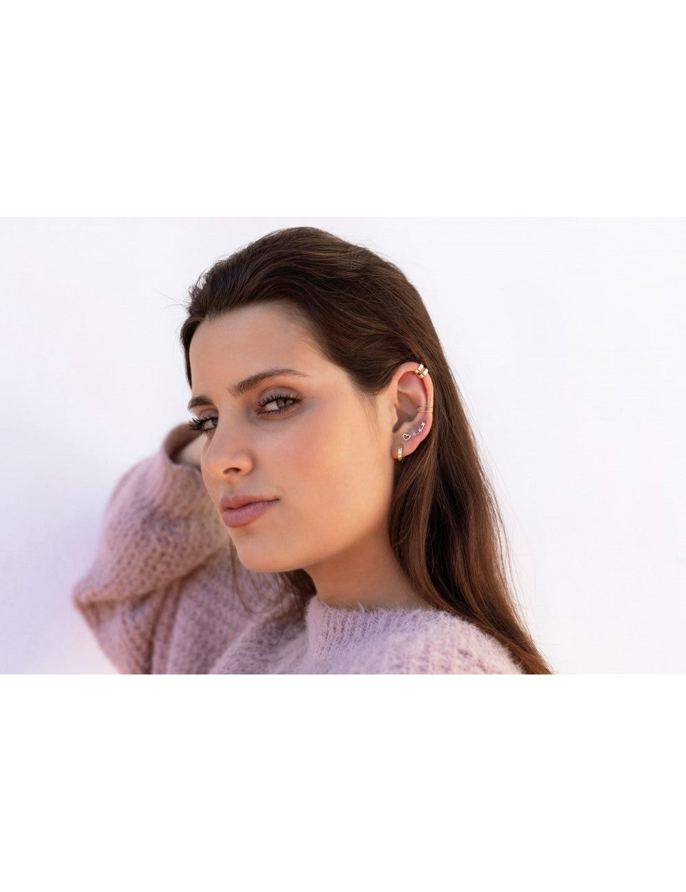 Pendientes stud mini en forma de corazón hueco