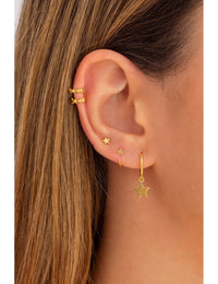 Pendientes stud minimalistas en forma de estrella - Tamaño mediano