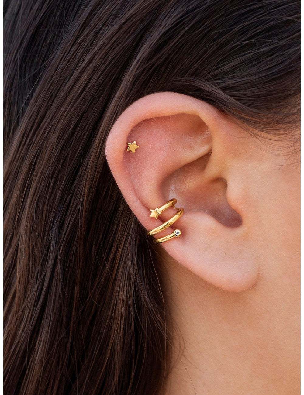 Pendientes stud minimalistas en forma de estrella - Tamaño mediano