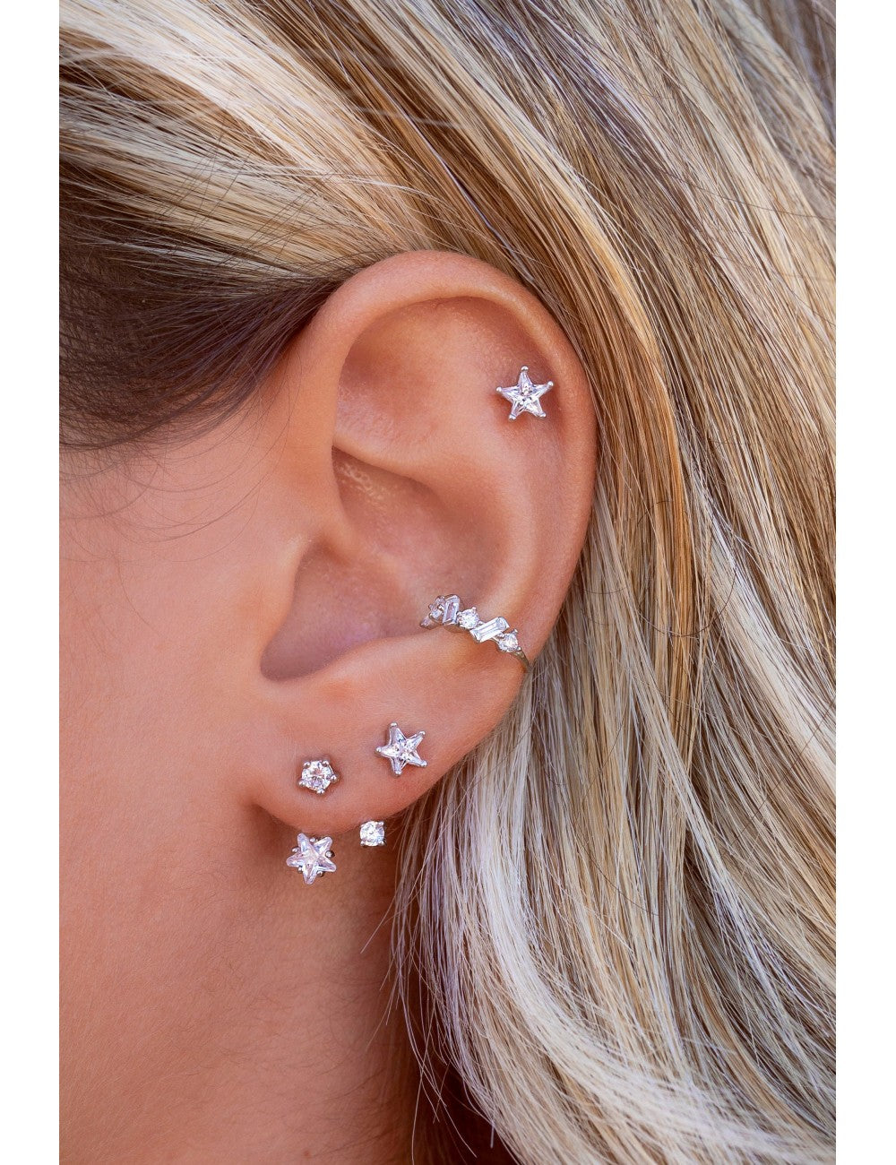 Pendientes ear jacket con circonitas en forma de estrella