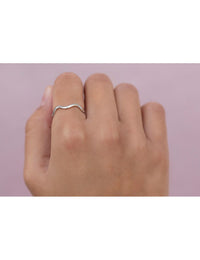 Wavy Band Ring