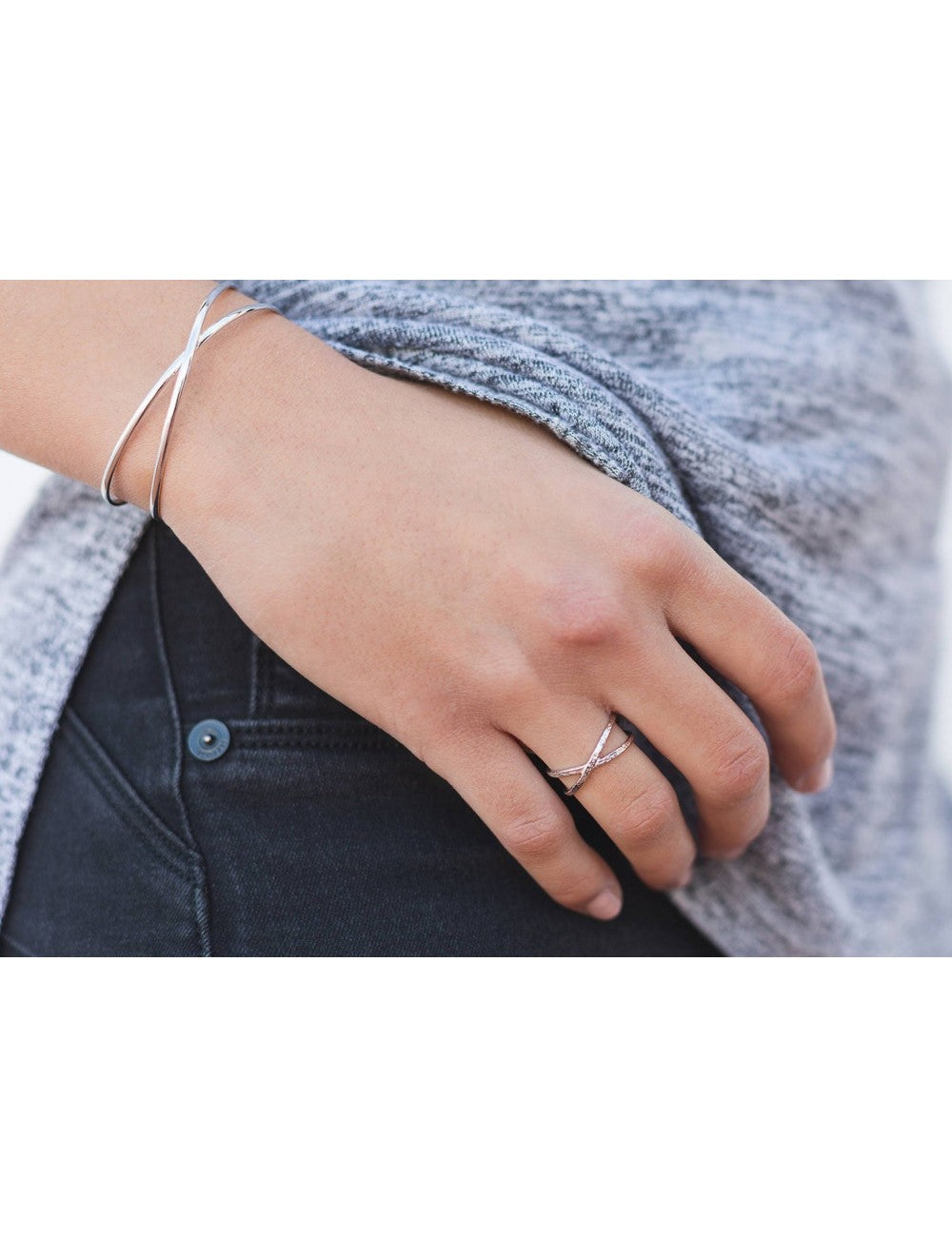 X Shaped Criss Cross Hammered Ring